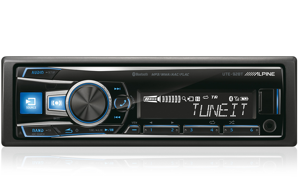 Autoradio con USB Bluetooth 50Wx4 Alpine UTE-92BT